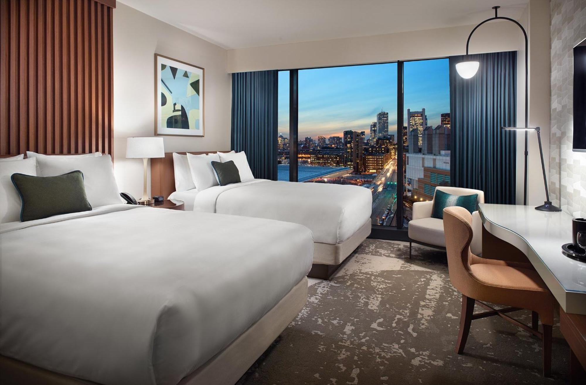 Accessible Premier Patron Tower Room 2 Queen Beds